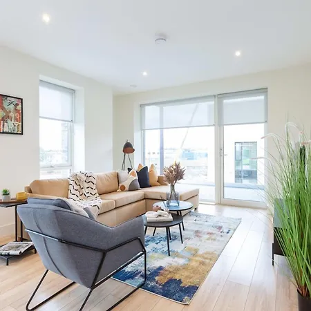 Beautiful Queen 15mins To Citycentre Guest house *